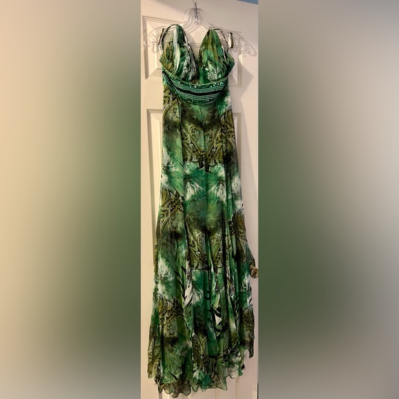 Stunning Tiffany Gown with Beaded Waist - Picture 9 of 12